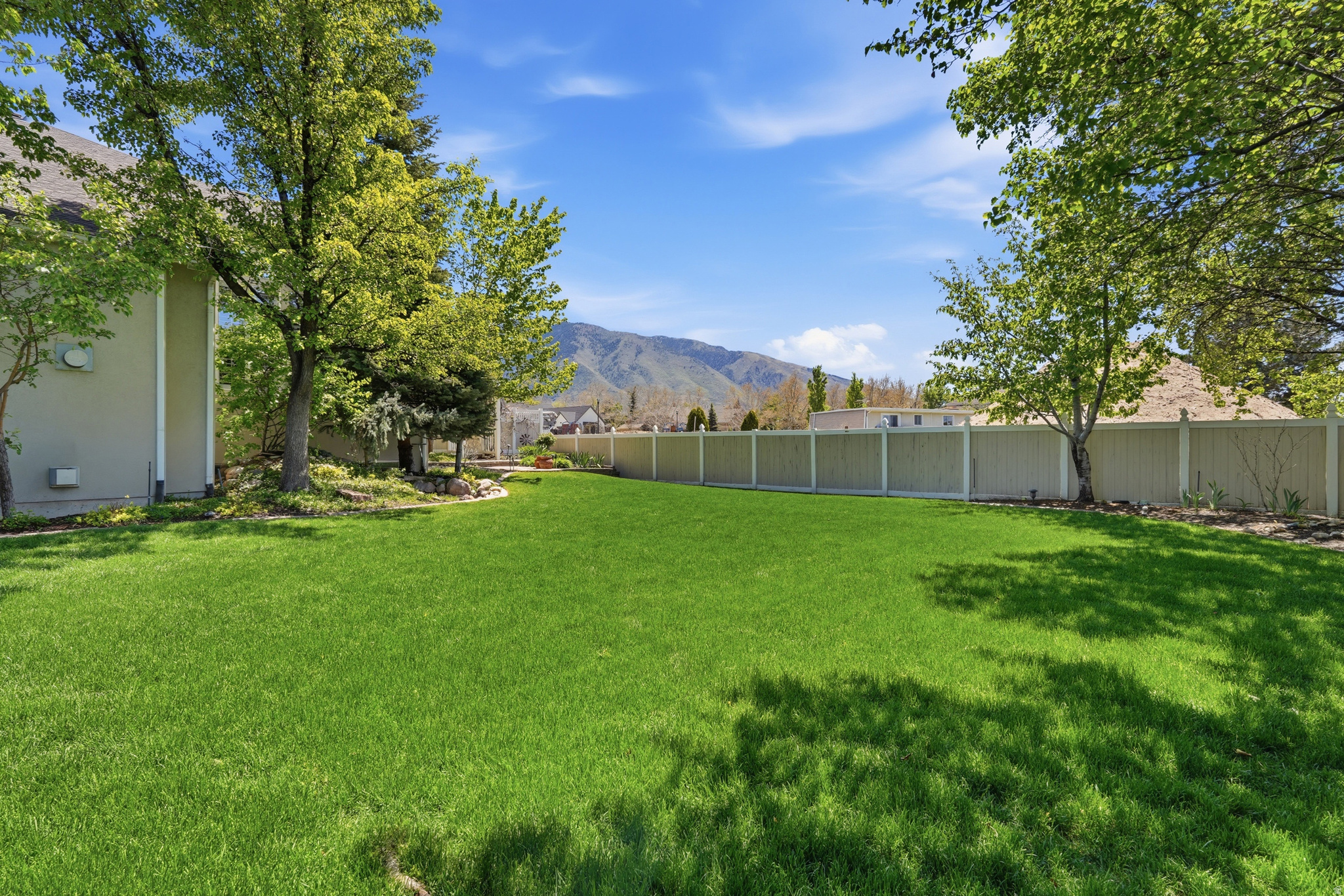 WILLOW VIEW COVE - Residential