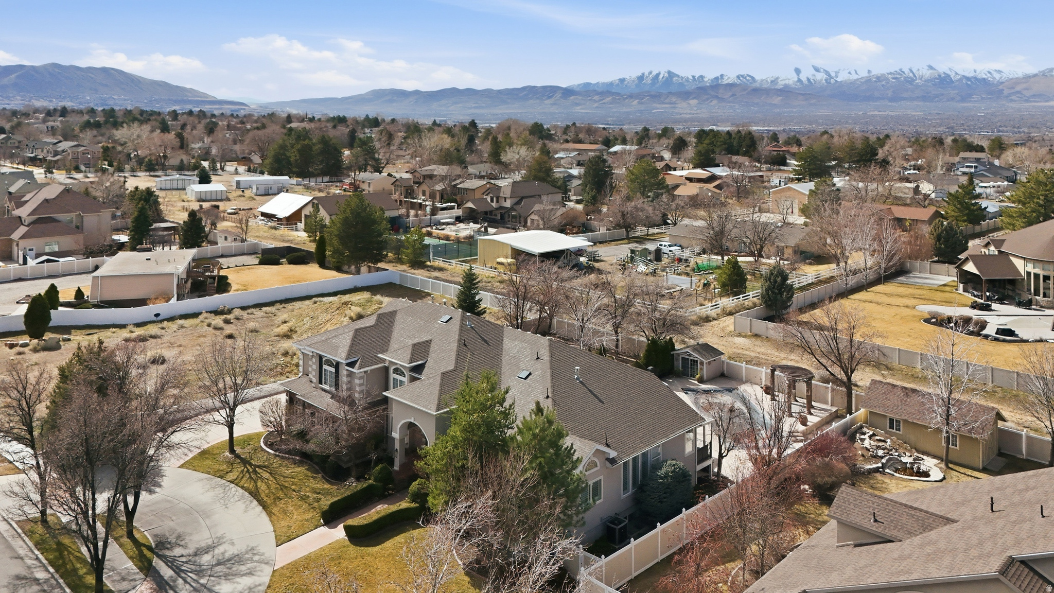 WILLOW VIEW COVE - Residential