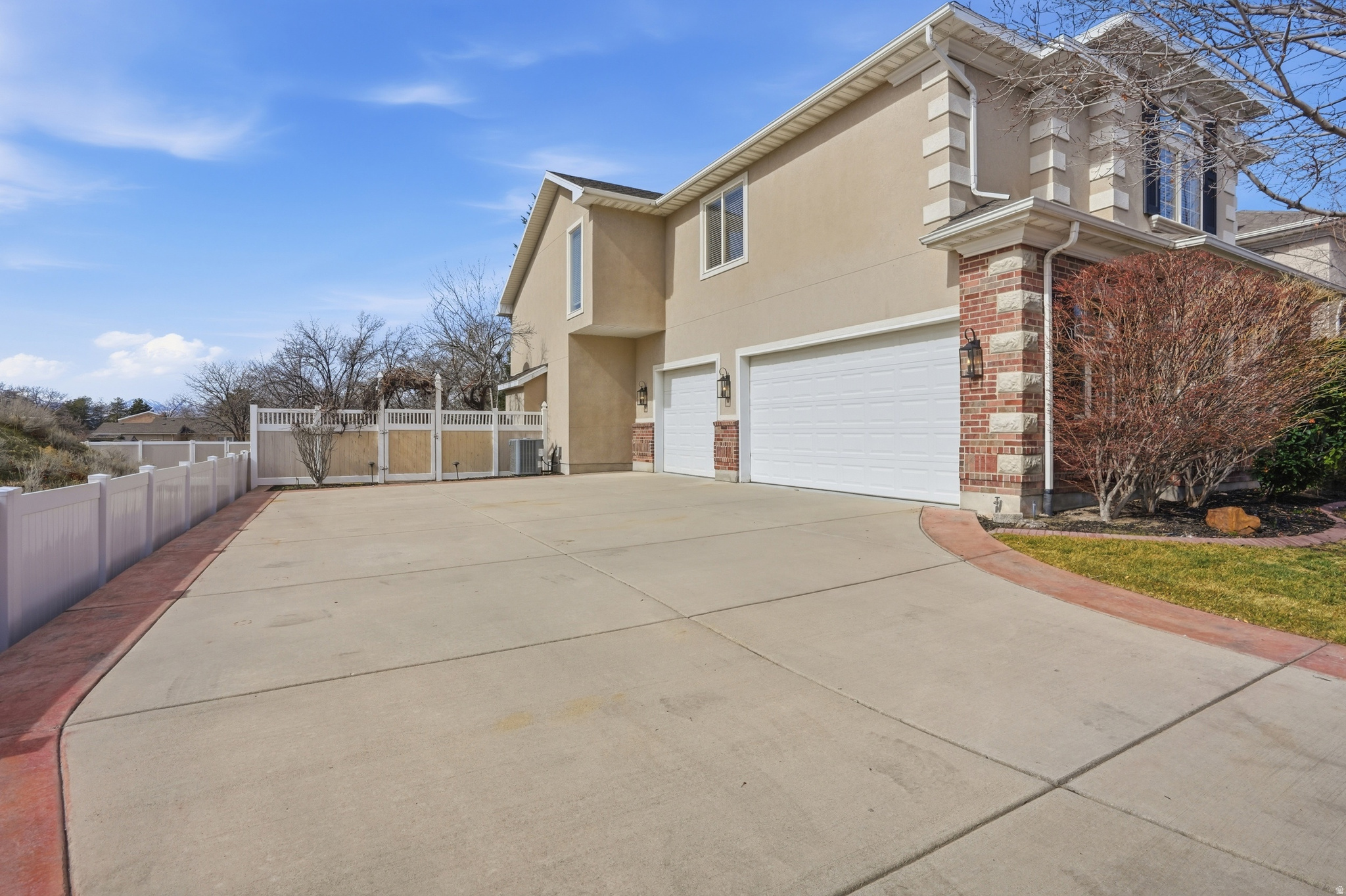 WILLOW VIEW COVE - Residential