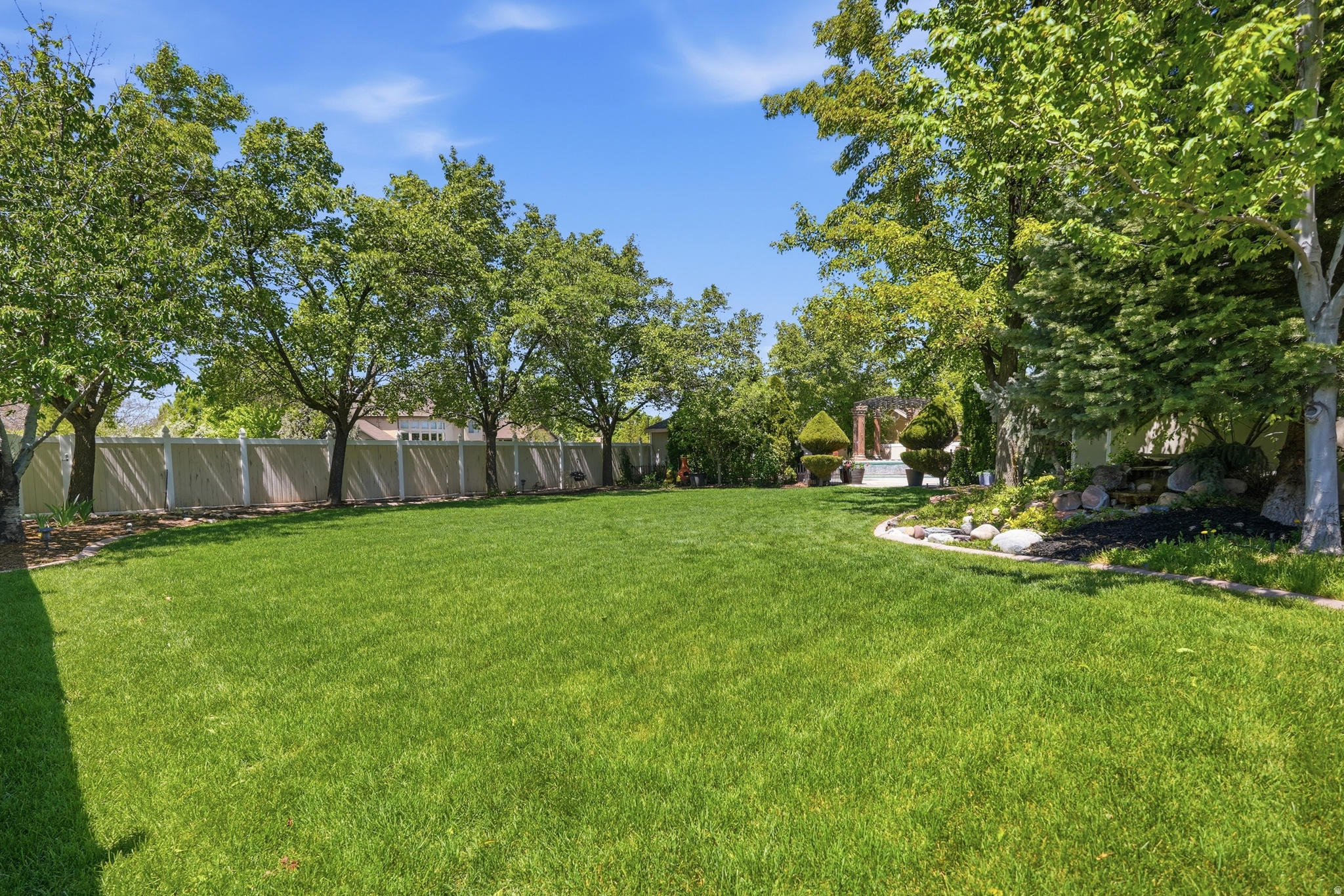 WILLOW VIEW COVE - Residential