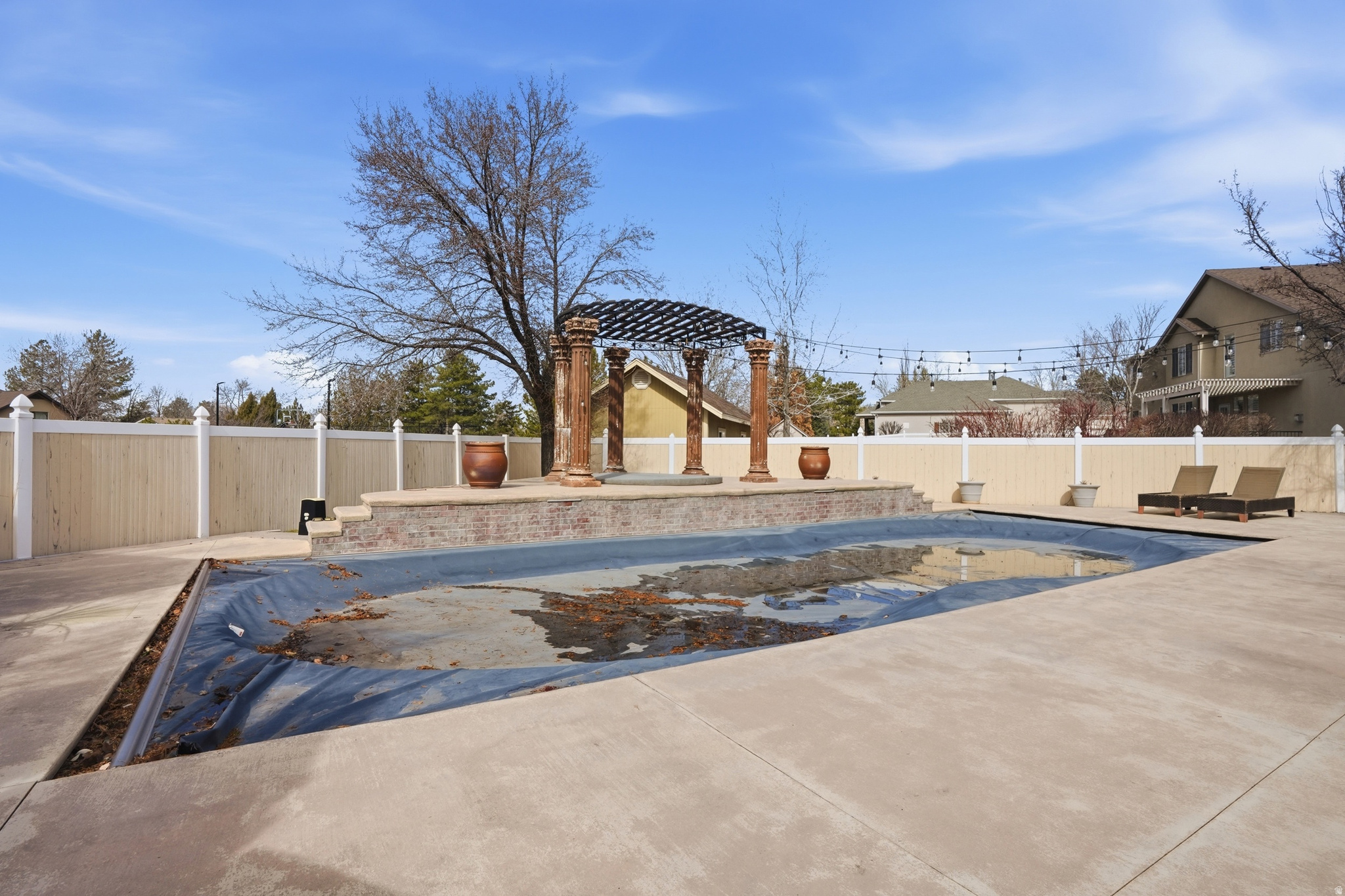 WILLOW VIEW COVE - Residential