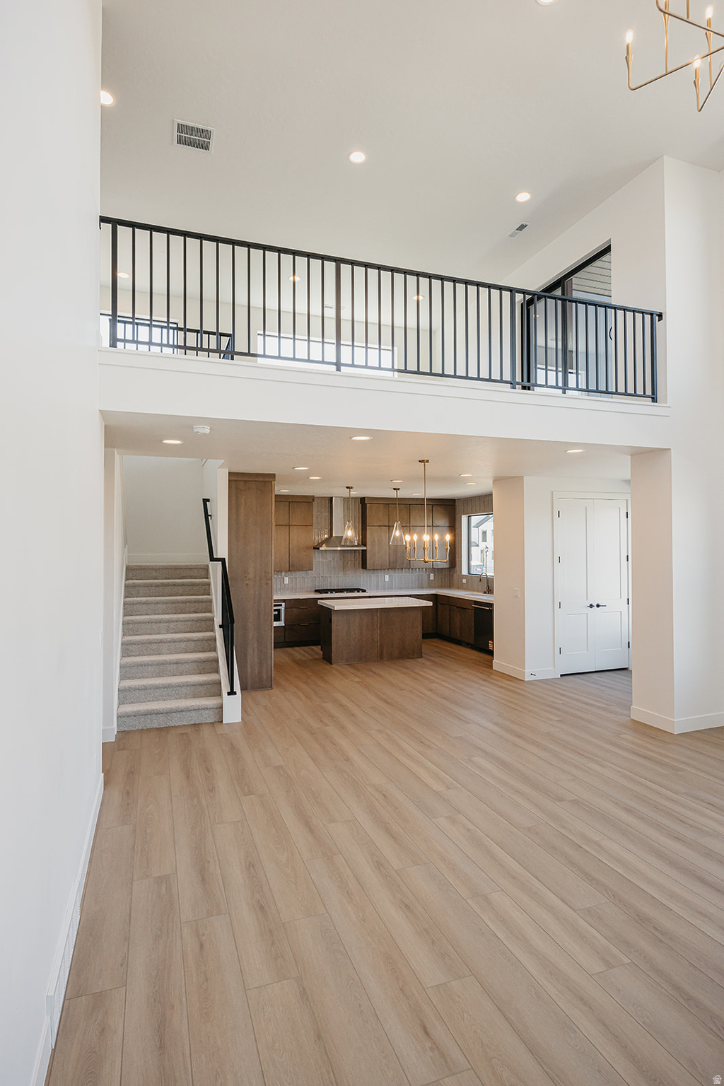 THE CROSSING - Residential