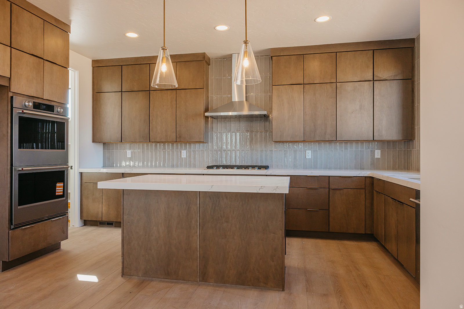 THE CROSSING - Residential