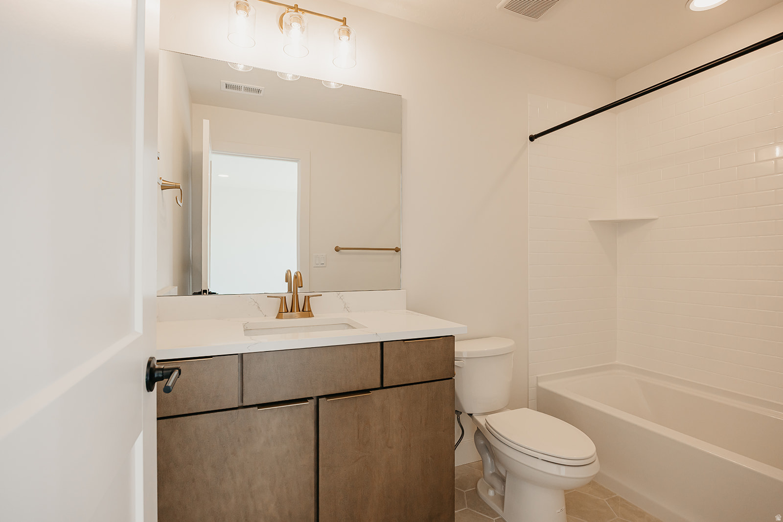 THE CROSSING - Residential