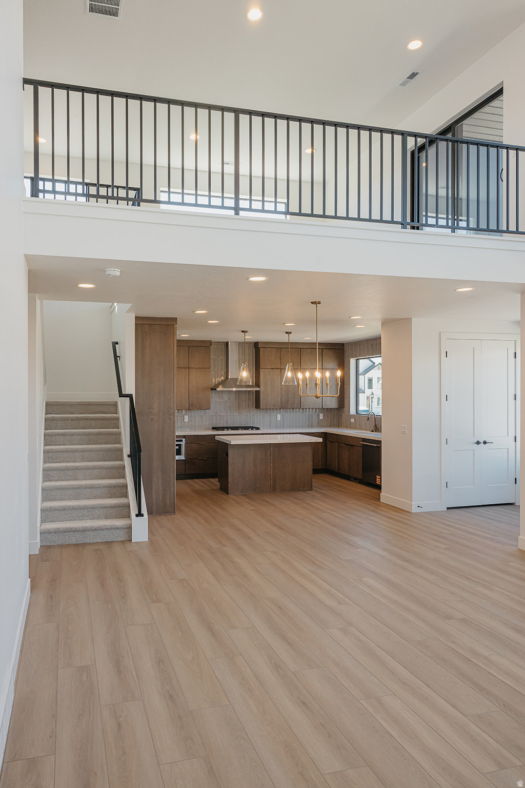 THE CROSSING - Residential