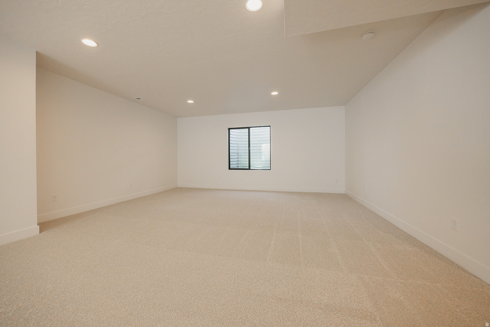 THE CROSSING - Residential