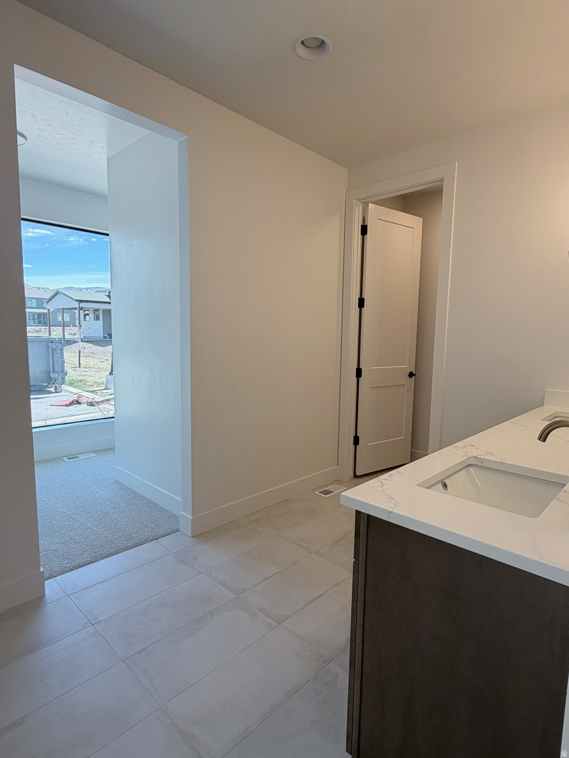 THE CROSSING - Residential