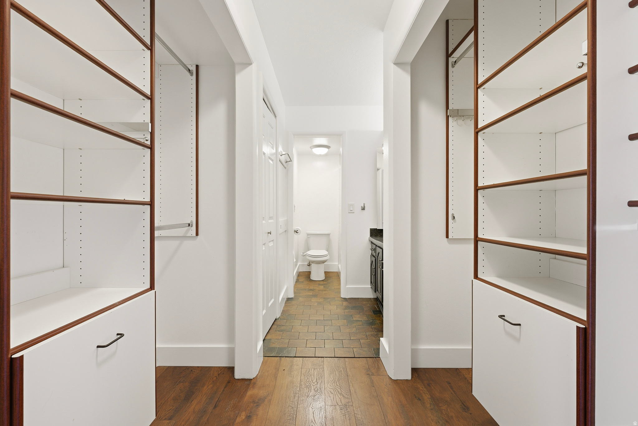 BROOKSTONE - Residential