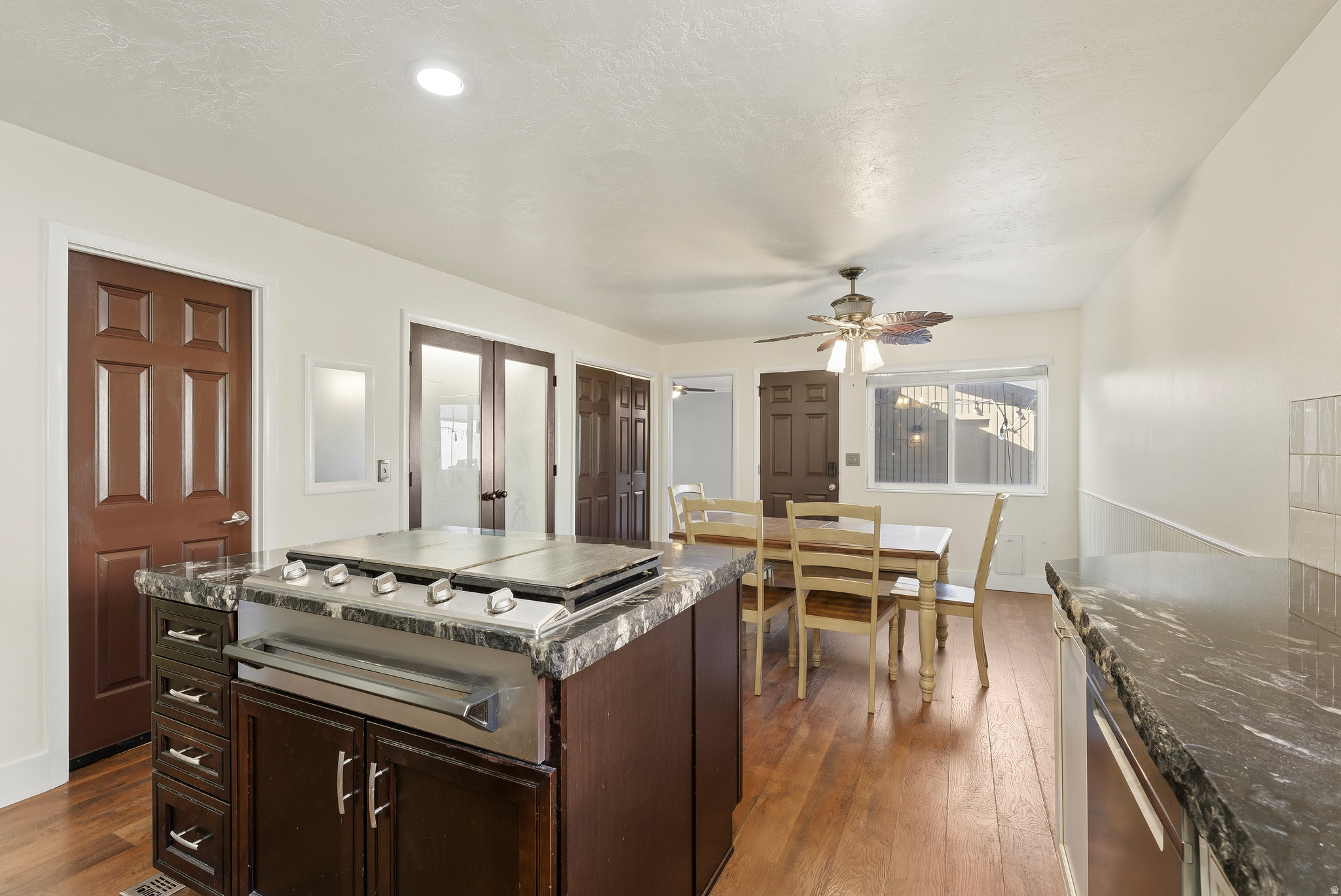 BROOKSTONE - Residential