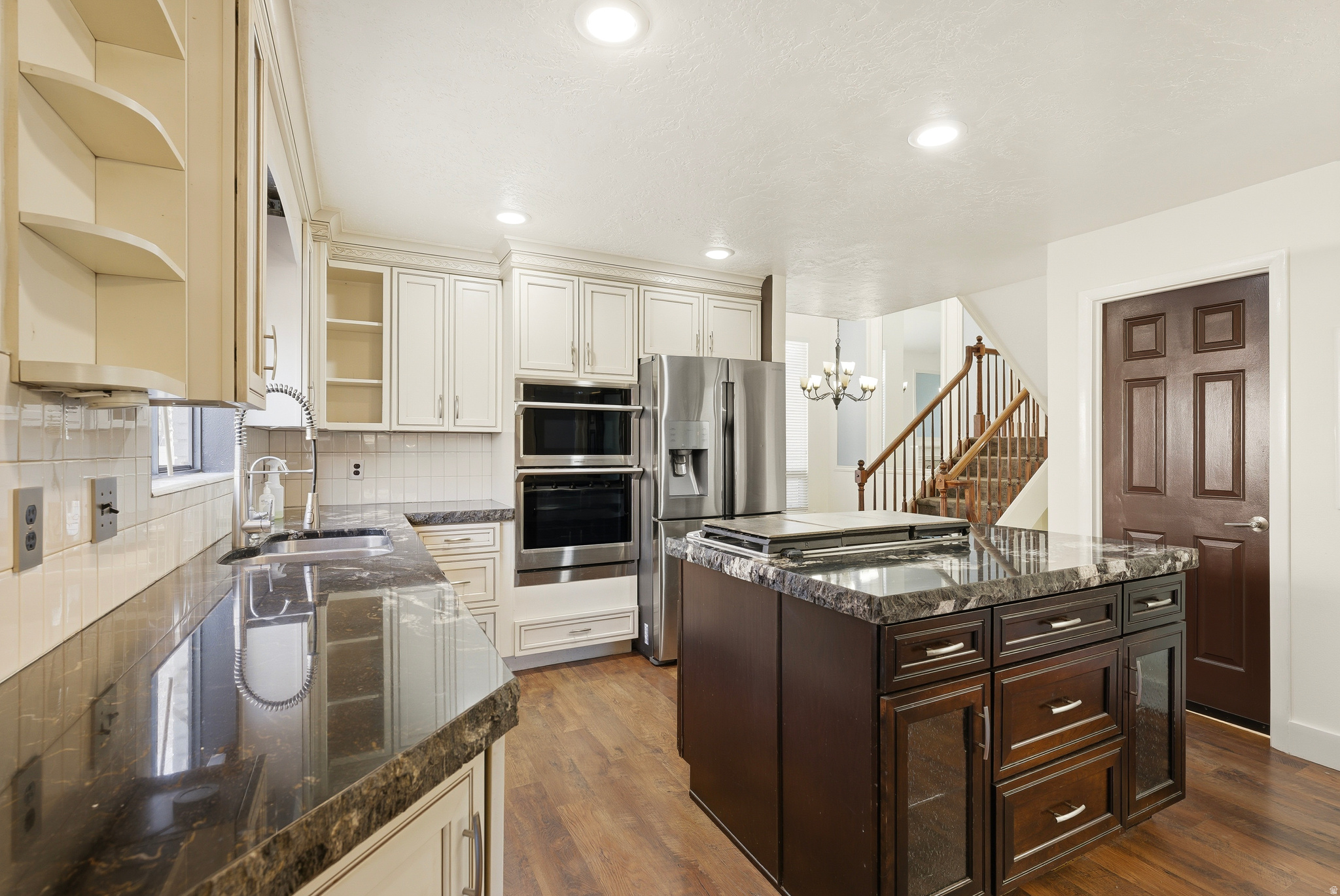 BROOKSTONE - Residential