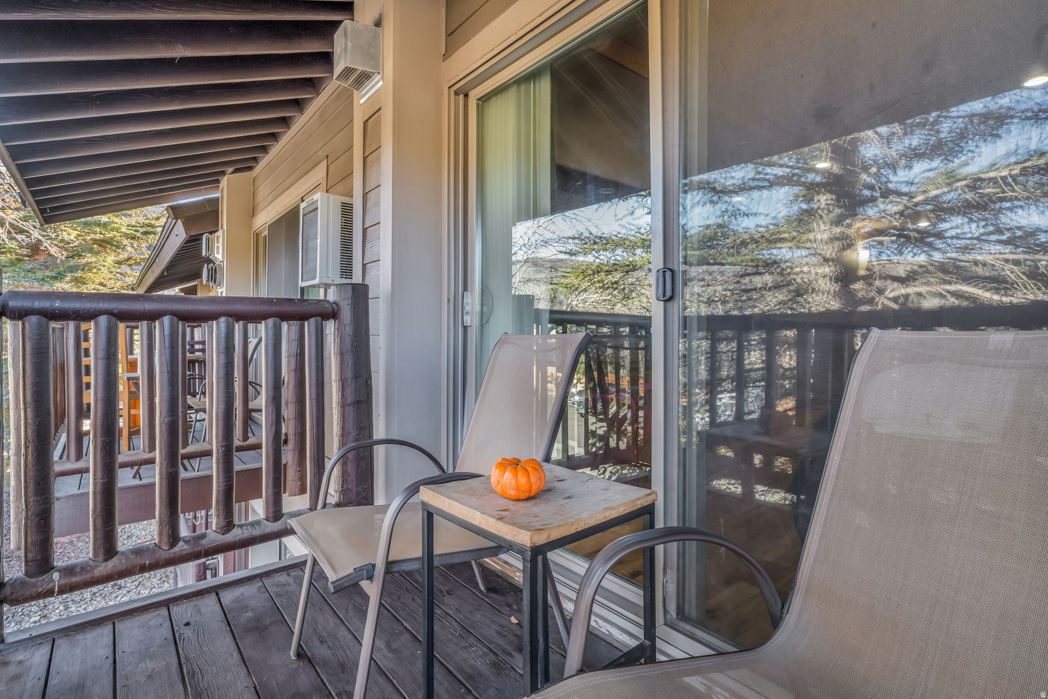 PROSPECTOR SQUARE - Residential