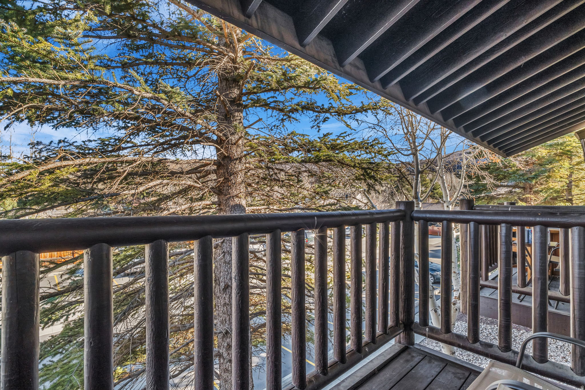 PROSPECTOR SQUARE - Residential