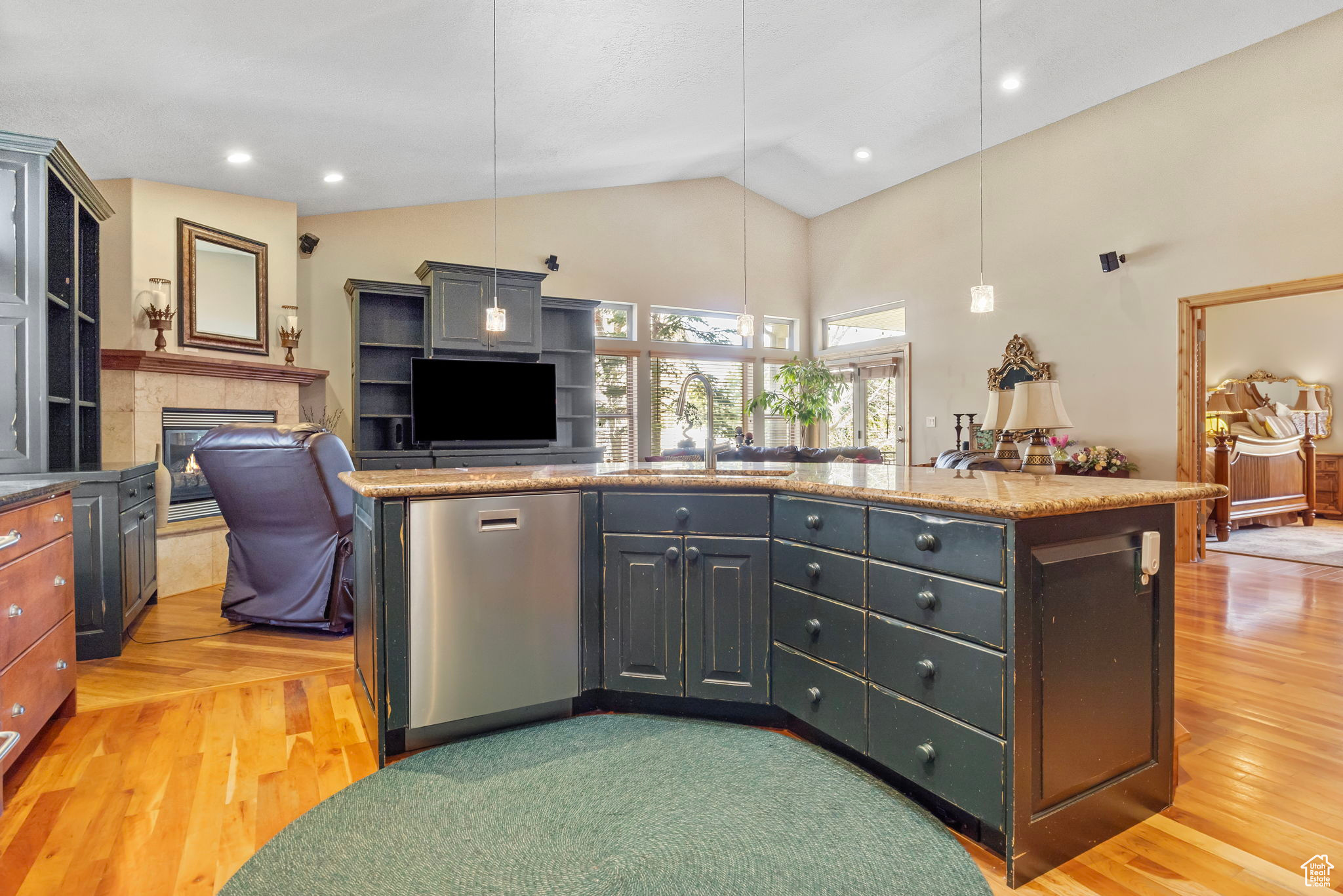 1554 W Quartz Dr, South Jordan, Utah image 13