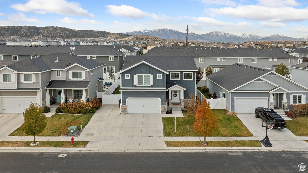 7415 N Silver Park Dr, Eagle Mountain, Utah image 2