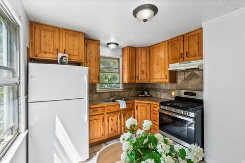 Tiny photo for 3868 GRANDVIEW DR, South Ogden, UT 84403 (MLS # 2125237)