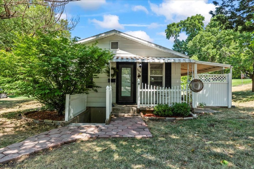 Third party approved, roof was replaced last October, very cute cozy home. 5 Minutes from weber state and 3 minutes away from Mckay Dee hospital. Reach out with any questions!