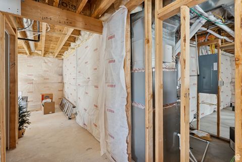 Tiny photo for 68 N GRANITE PARK DR W, Saratoga Springs, UT 84045 (MLS # 2115136)