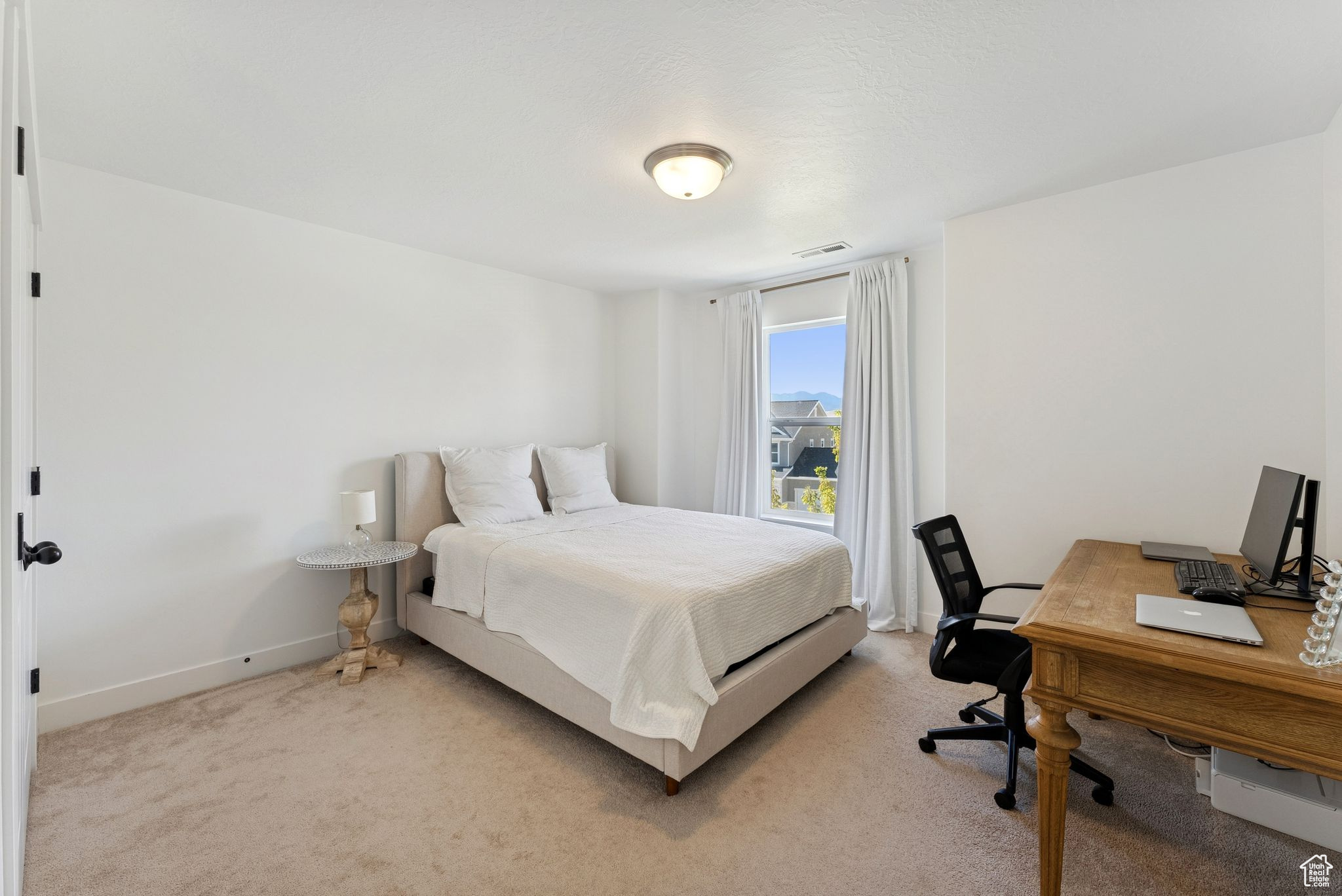 QUAILHILL - Residential