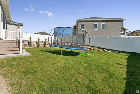 Tiny photo for 68 N GRANITE PARK DR W, Saratoga Springs, UT 84045 (MLS # 2115136)