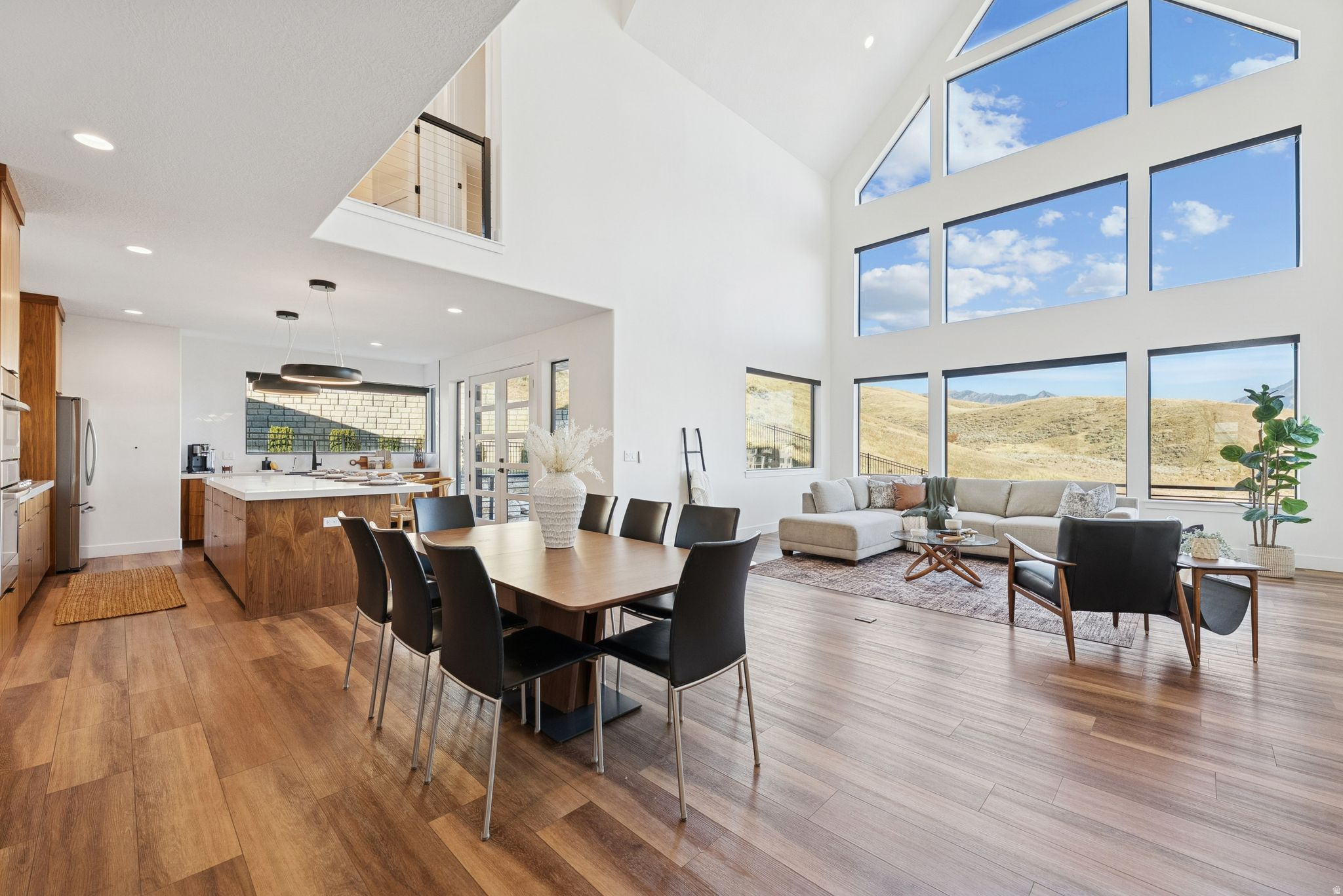 LAKE VIEW ESTATES - Residential