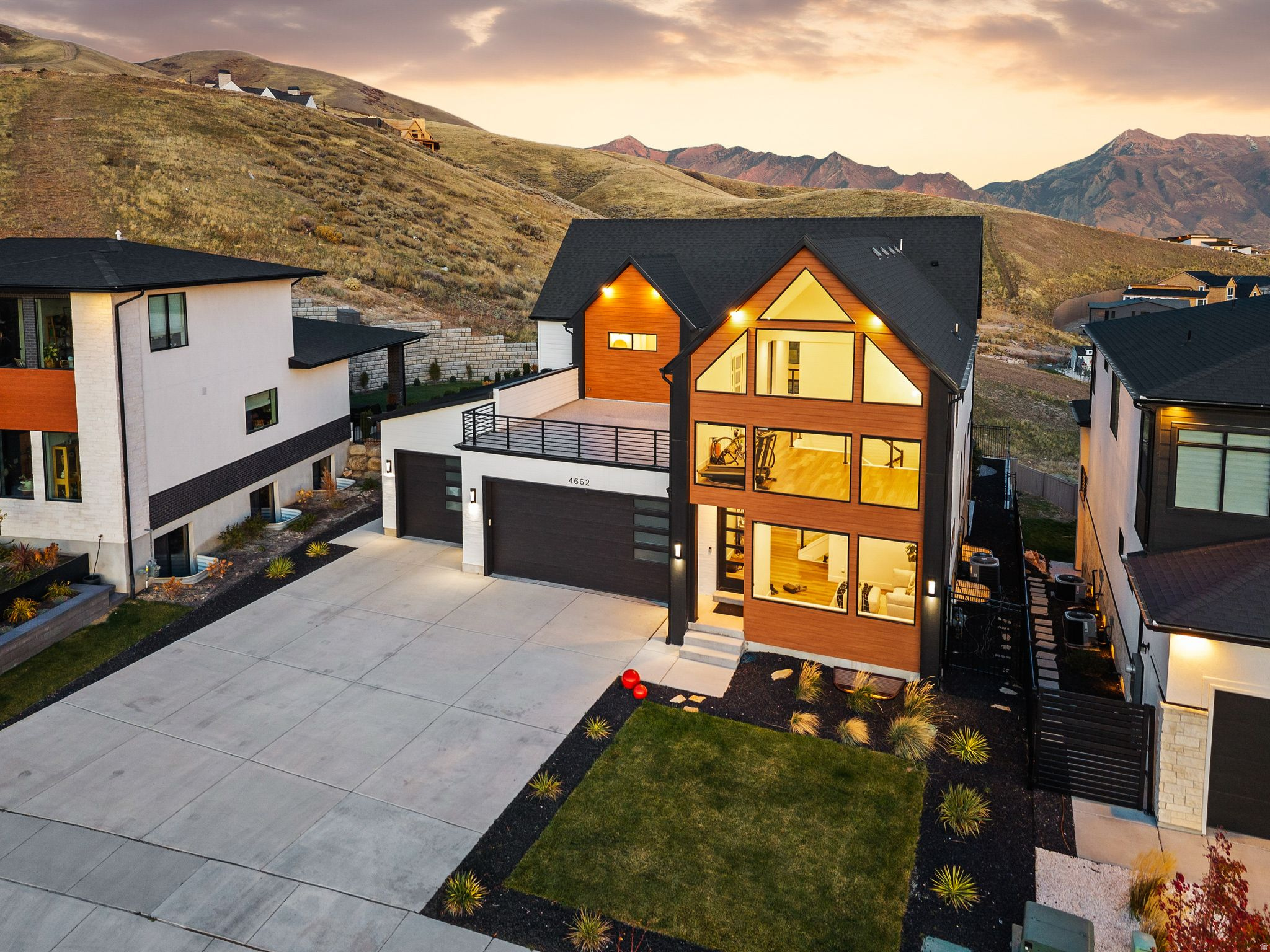 LAKE VIEW ESTATES - Residential