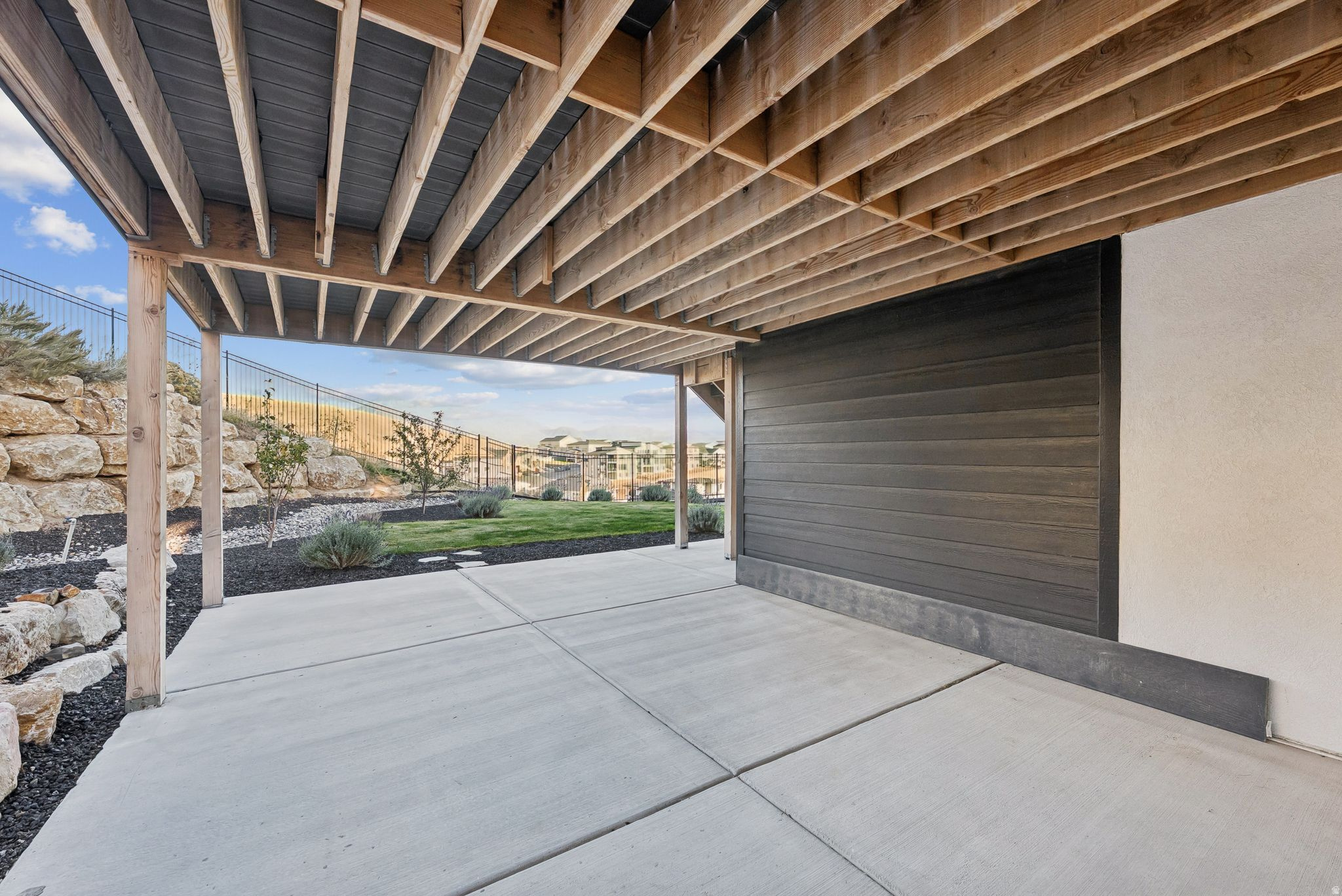 LAKE VIEW ESTATES - Residential