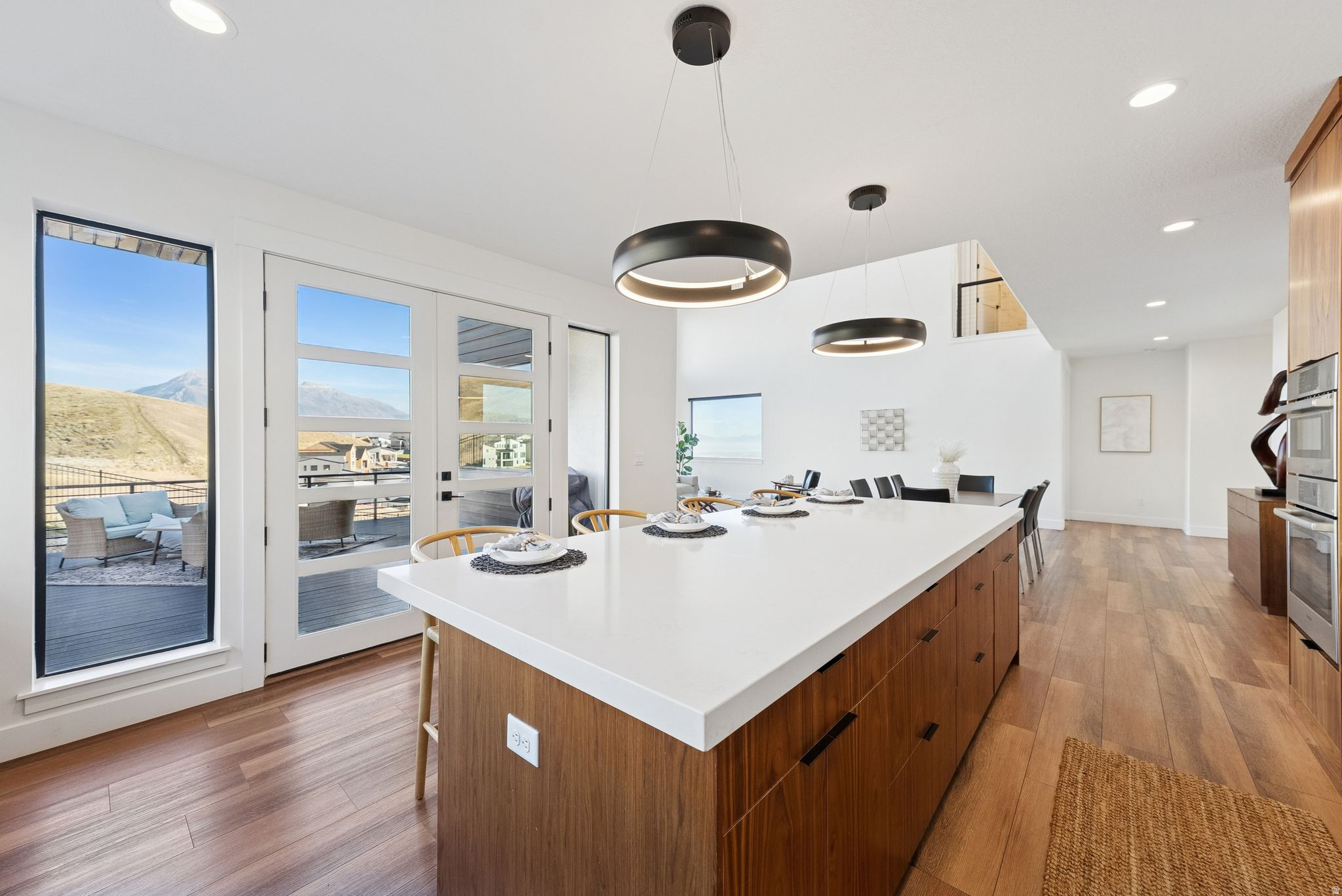 LAKE VIEW ESTATES - Residential