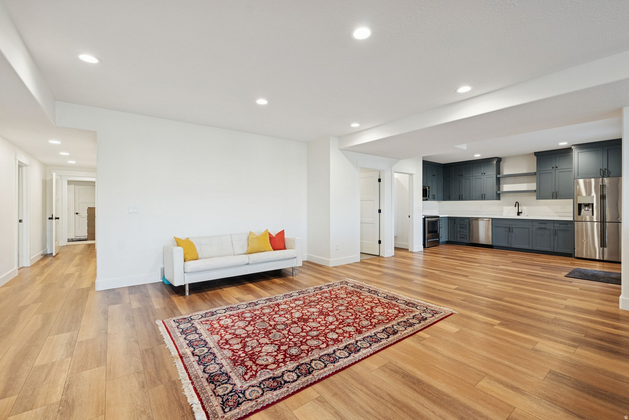 LAKE VIEW ESTATES - Residential