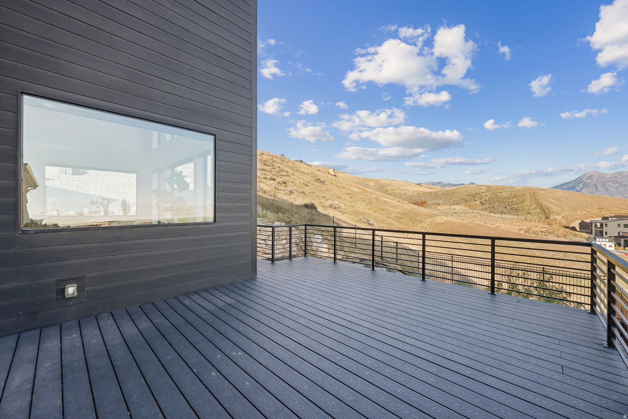 LAKE VIEW ESTATES - Residential