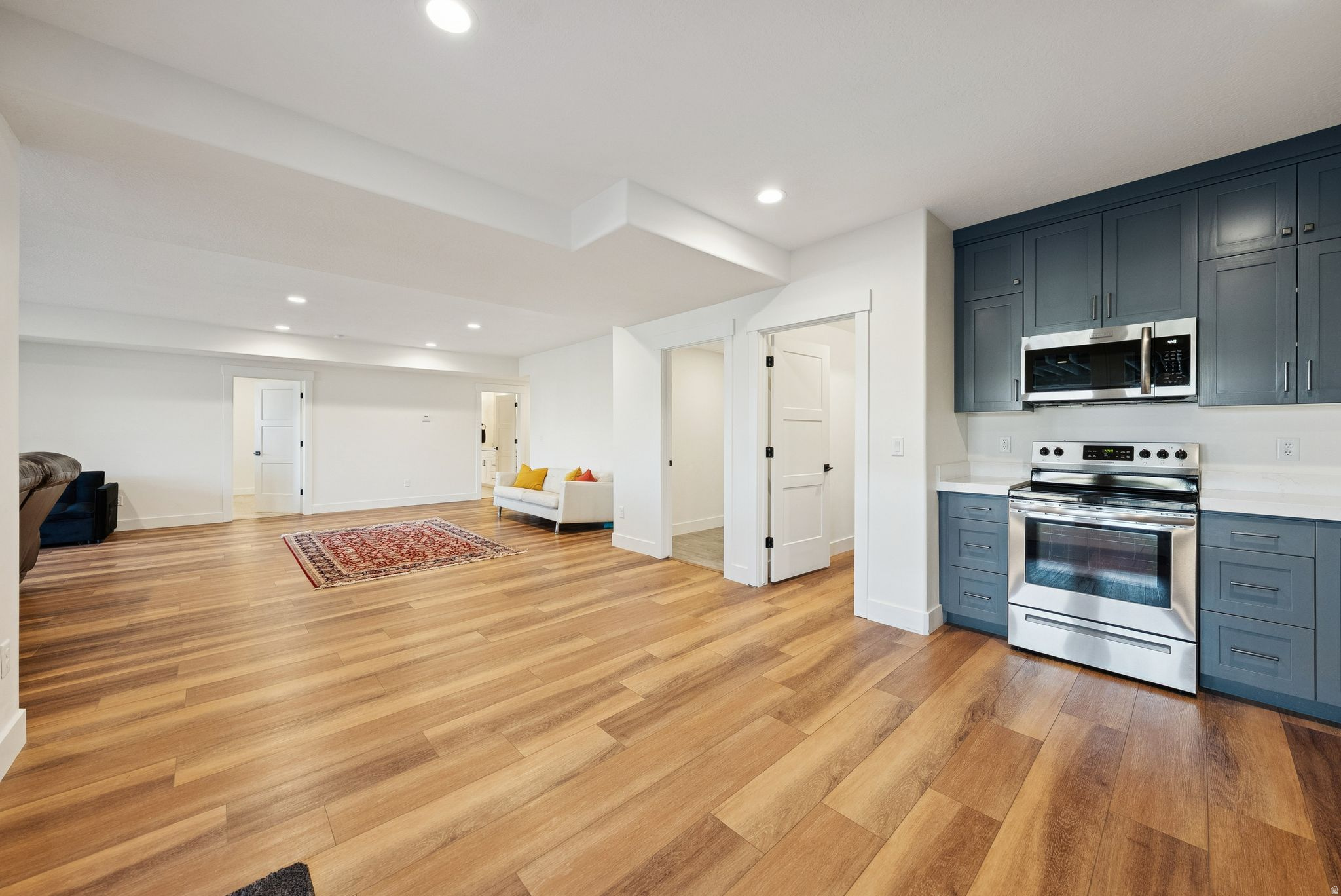 LAKE VIEW ESTATES - Residential