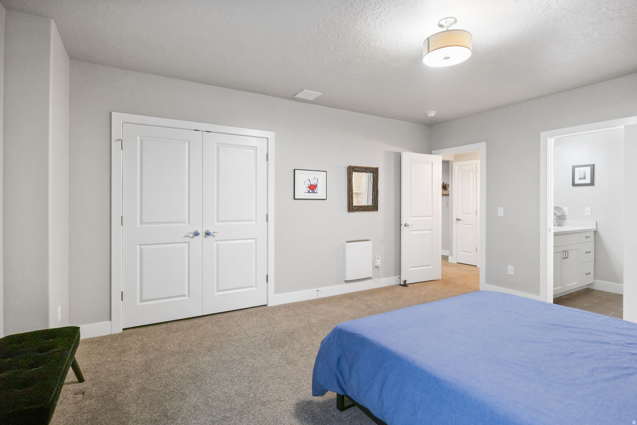 HAMPTONS - Residential Income