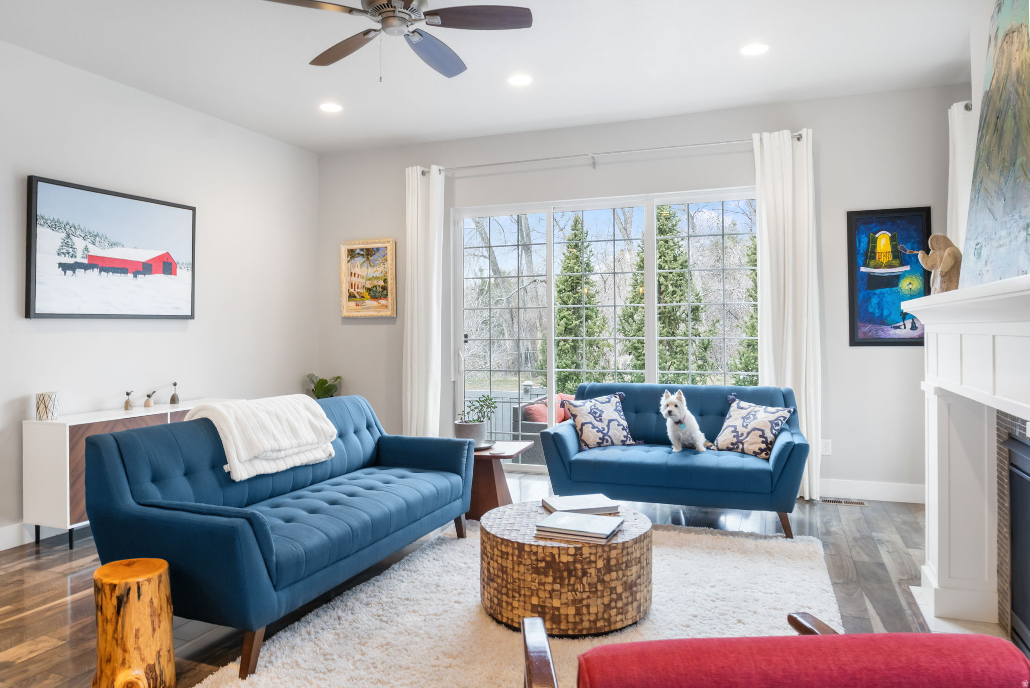 HAMPTONS - Residential Income