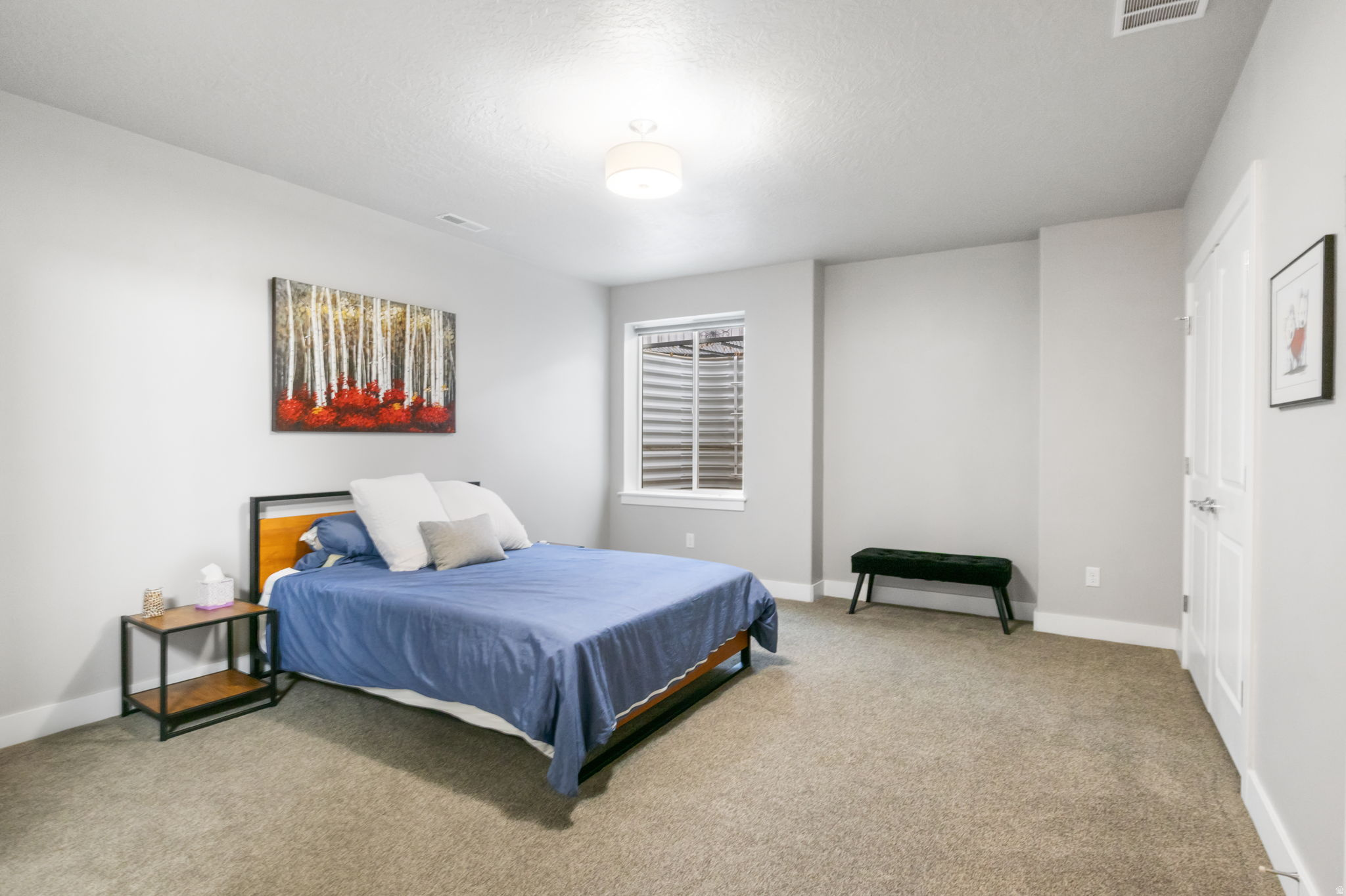 HAMPTONS - Residential Income