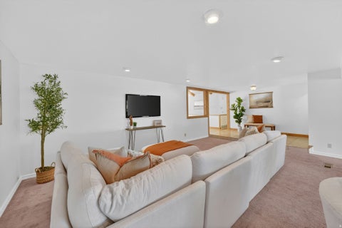 Tiny photo for 3006 N INDIAN HILLS DR E, Provo, UT 84604 (MLS # 2162246)
