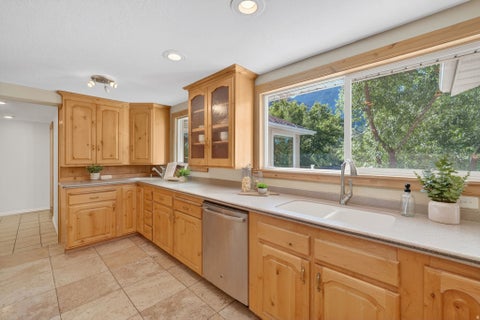 Tiny photo for 3006 N INDIAN HILLS DR E, Provo, UT 84604 (MLS # 2162246)