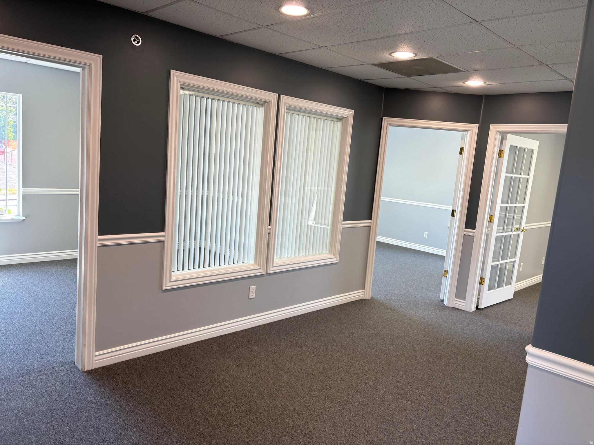 MONROE PROFESSIONAL PLAZA - Commercial Lease