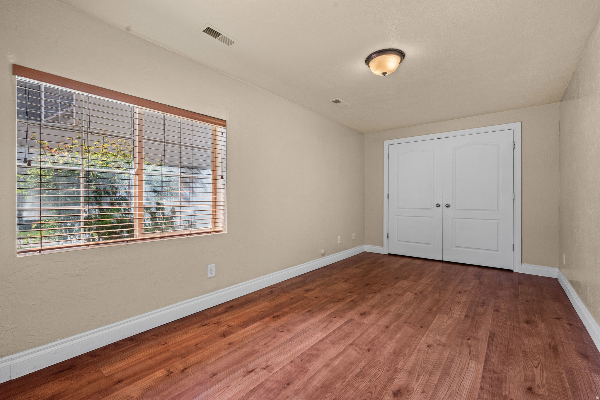 SOMERSET - Residential Income