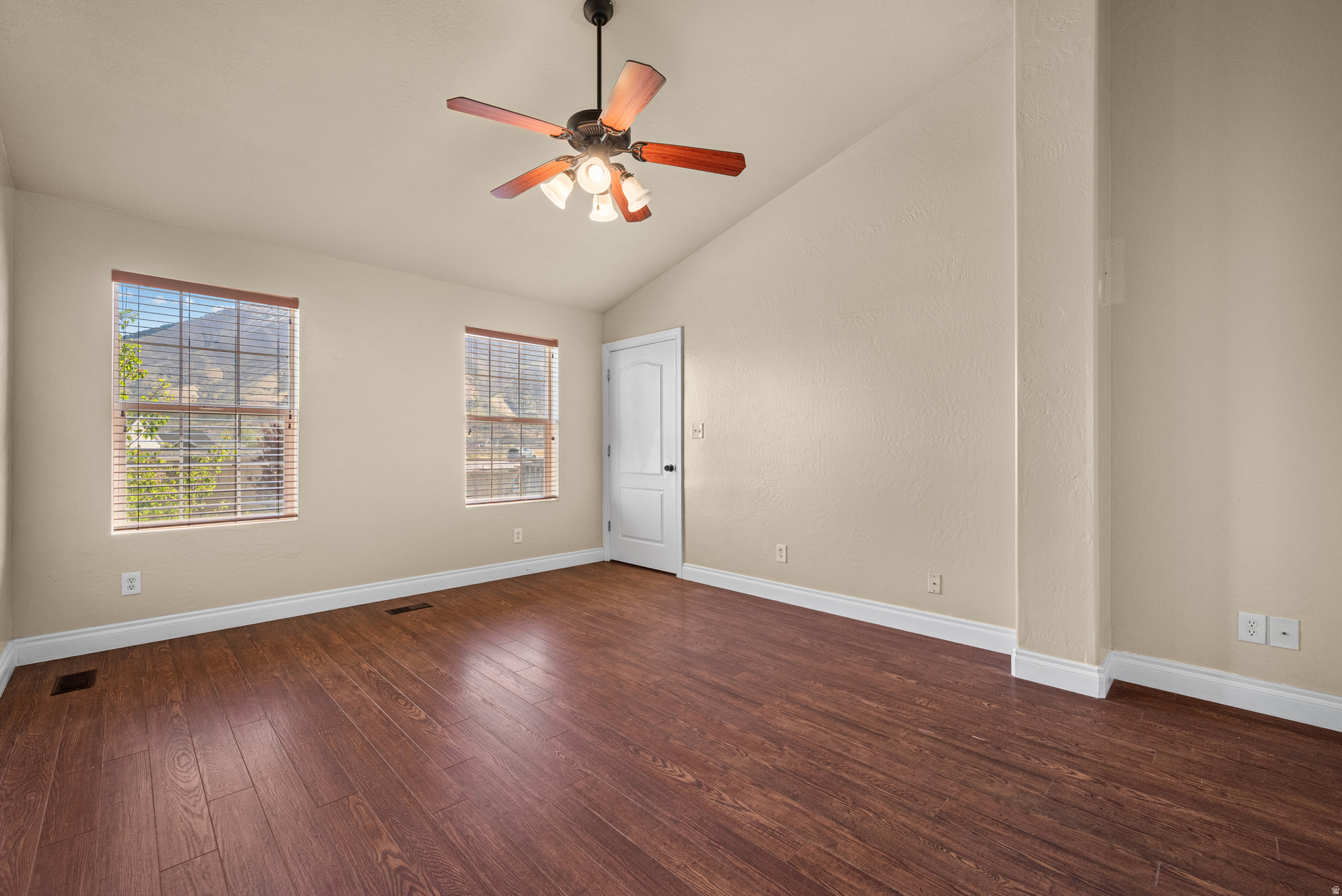 SOMERSET - Residential Income