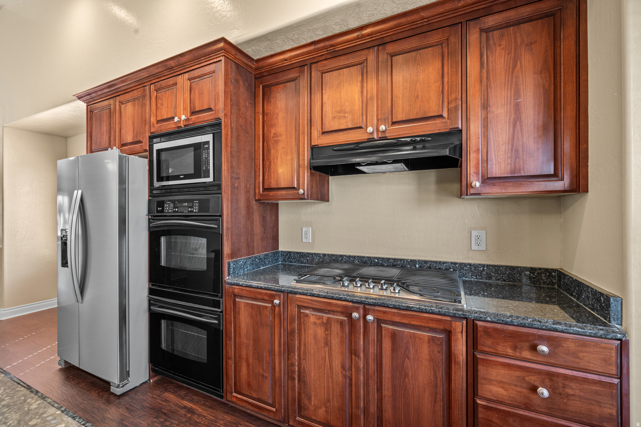 SOMERSET - Residential Income