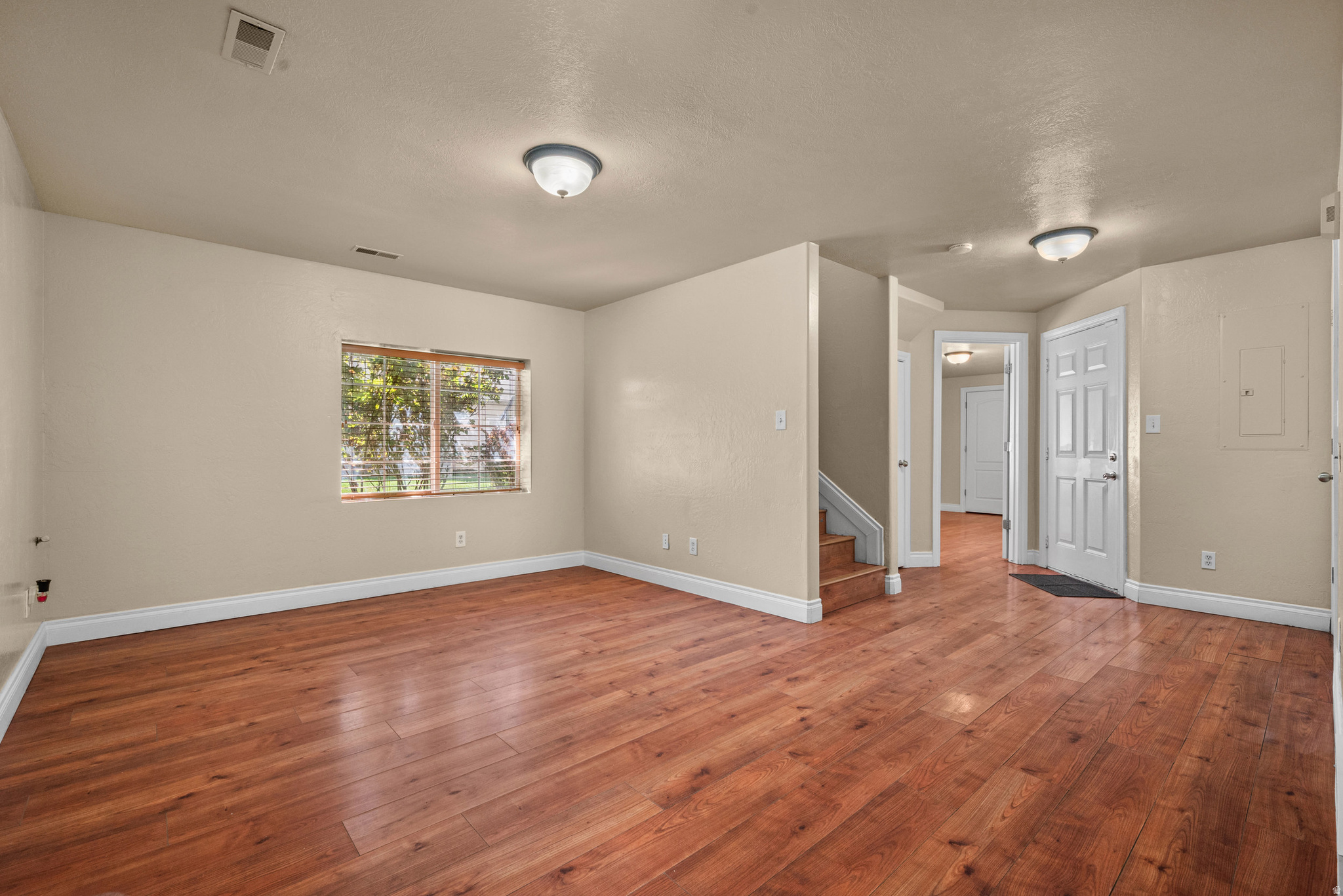 SOMERSET - Residential Income