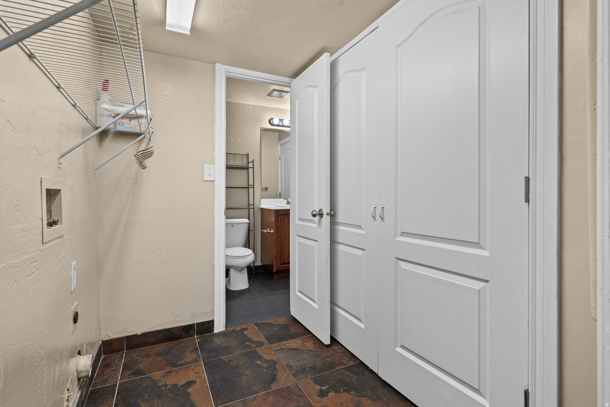 SOMERSET - Residential Income