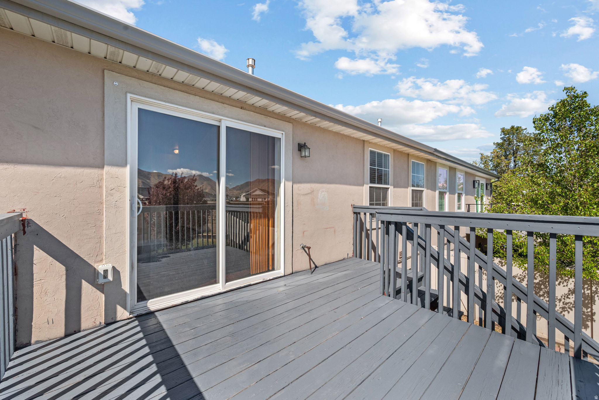 SOMERSET - Residential Income