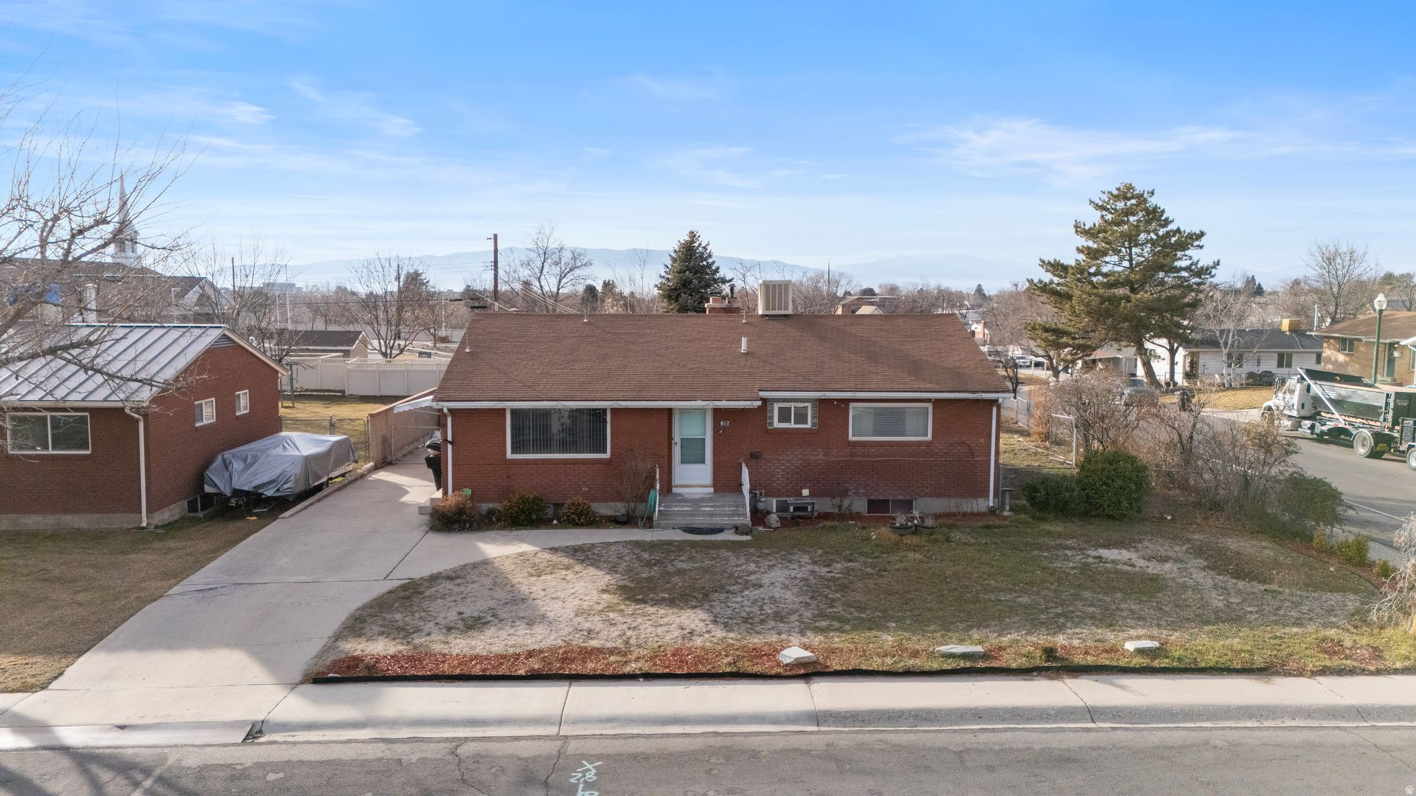 GENEVA GARDENS - Residential