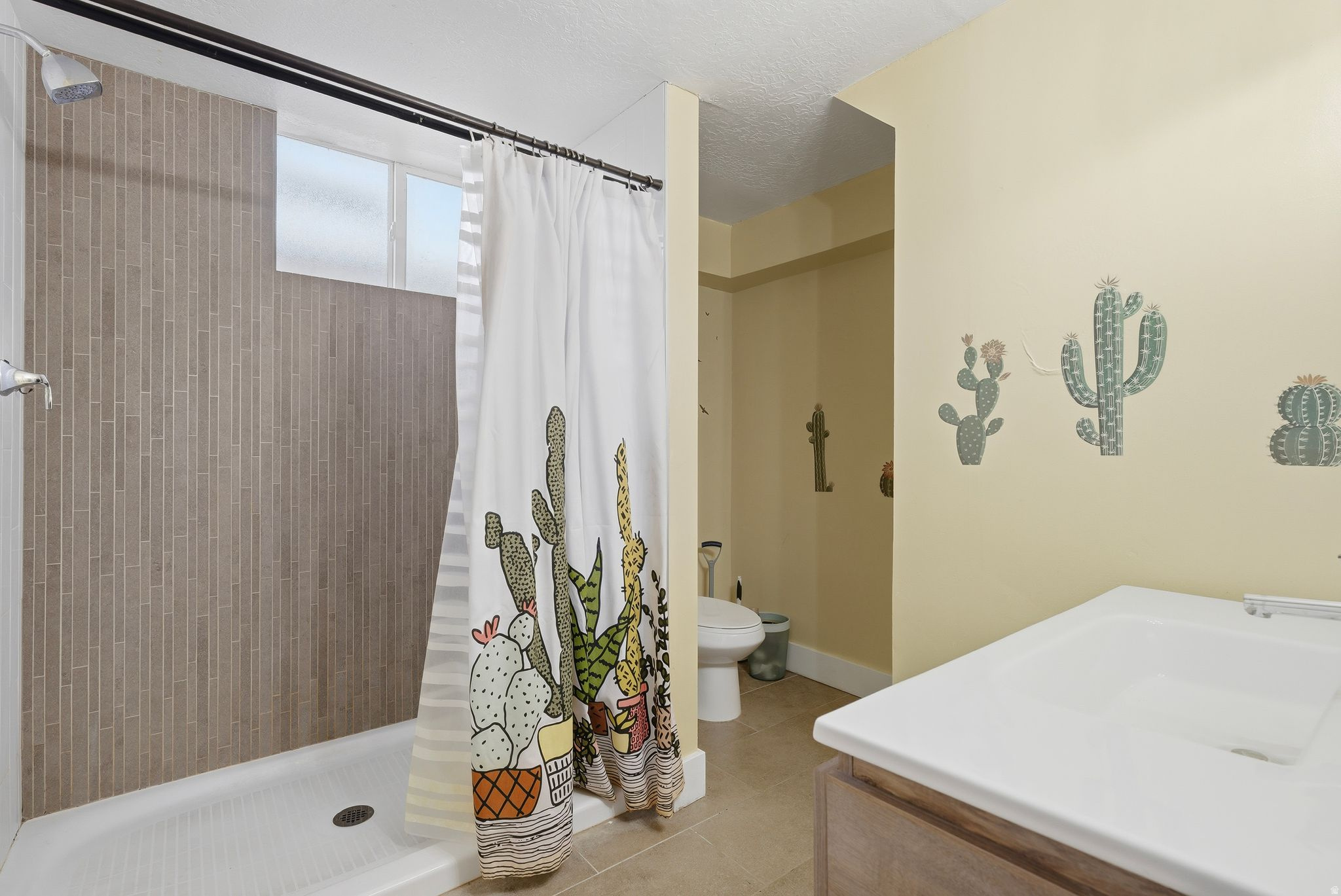 GENEVA GARDENS - Residential