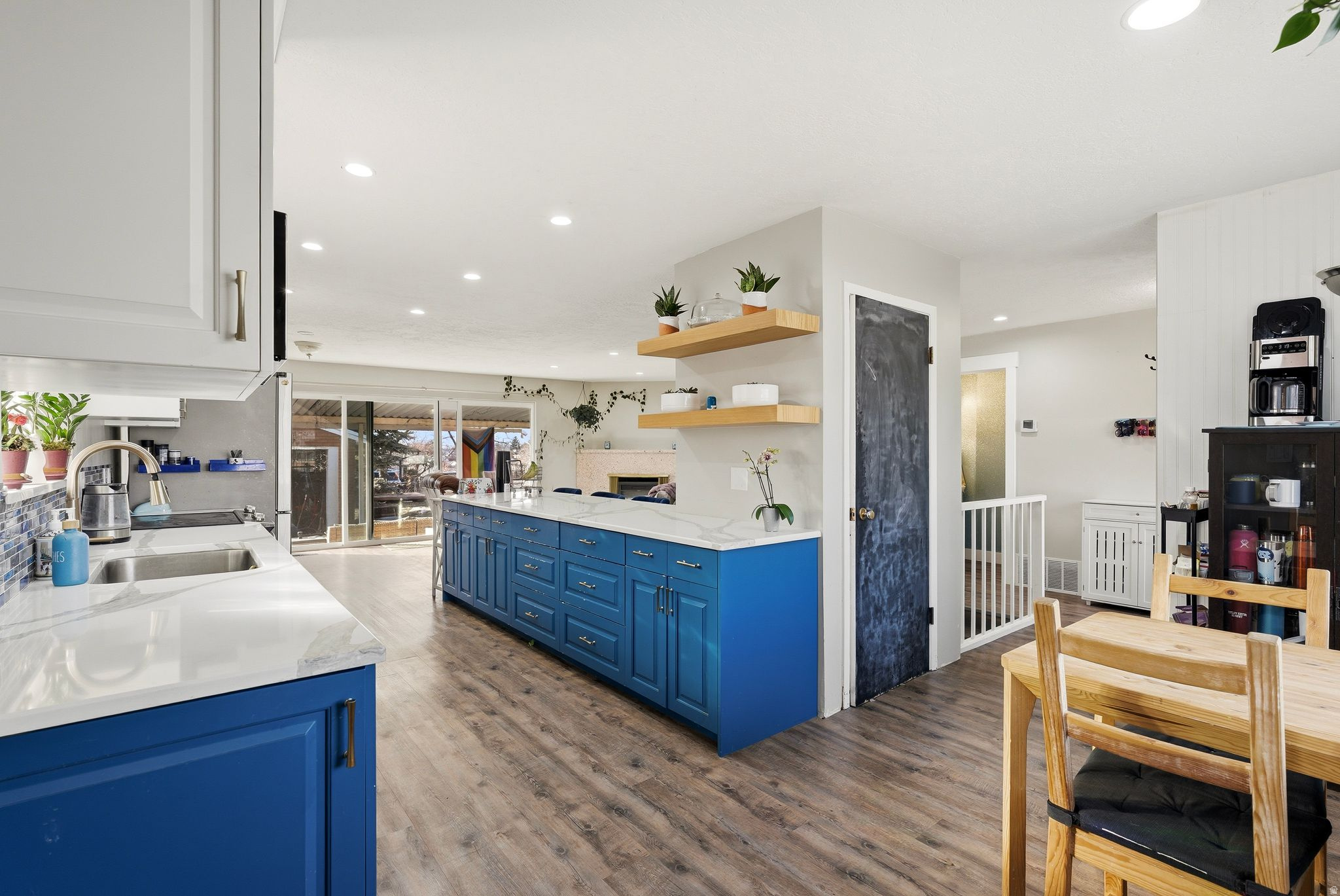 GENEVA GARDENS - Residential