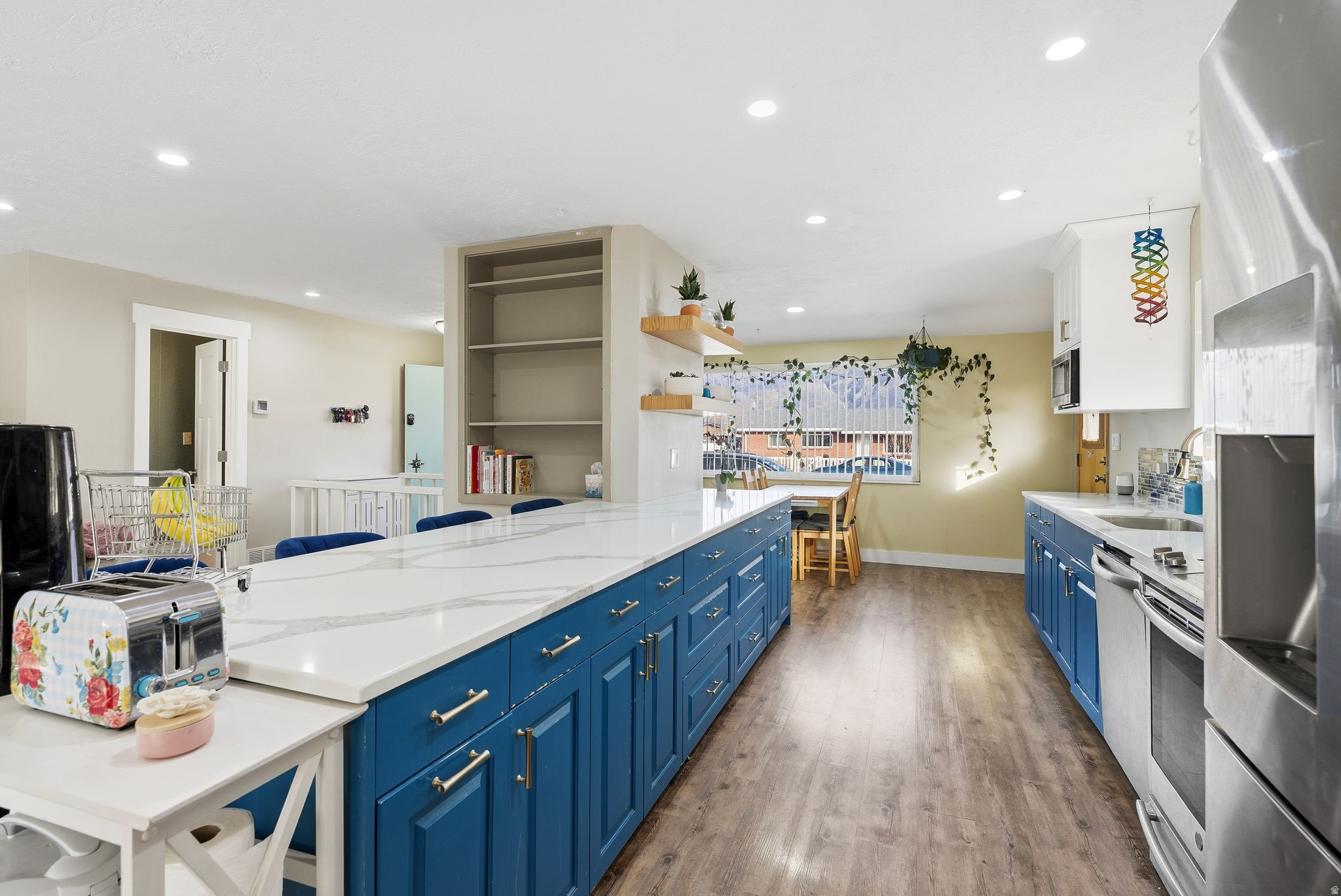 GENEVA GARDENS - Residential