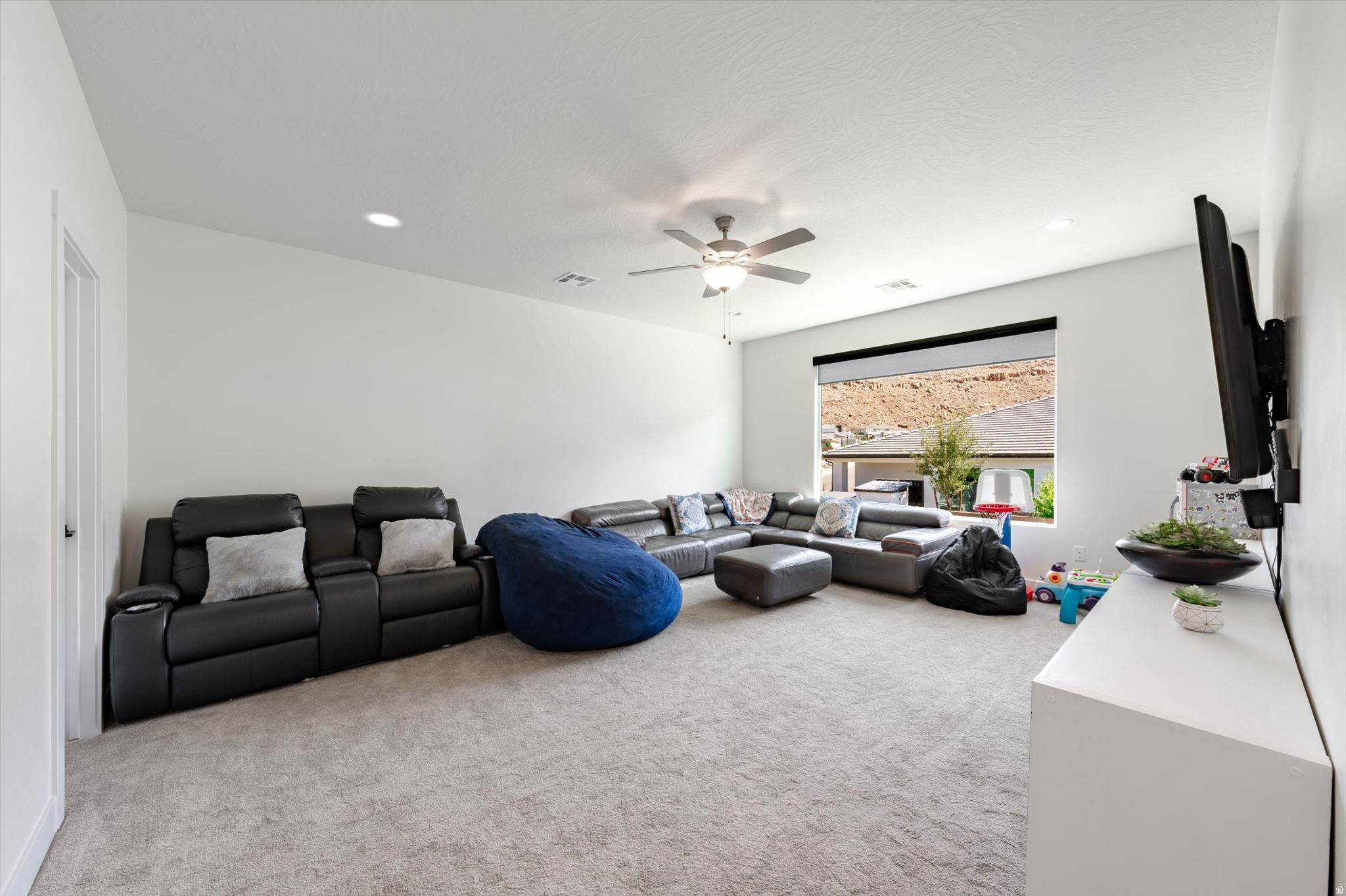DESERT CLIFFS PH 1 - Residential