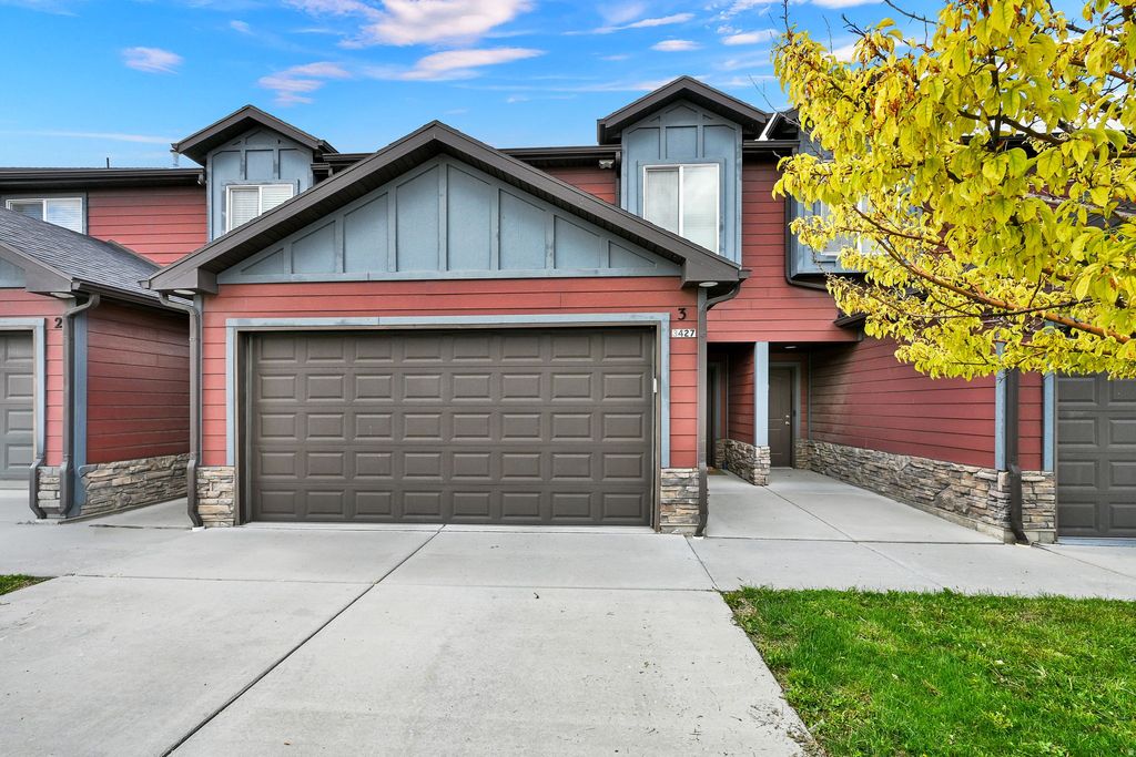 Photo of 3427 S STAYLEY AVE W #3, West Haven, UT 84401 (MLS # 2150716)