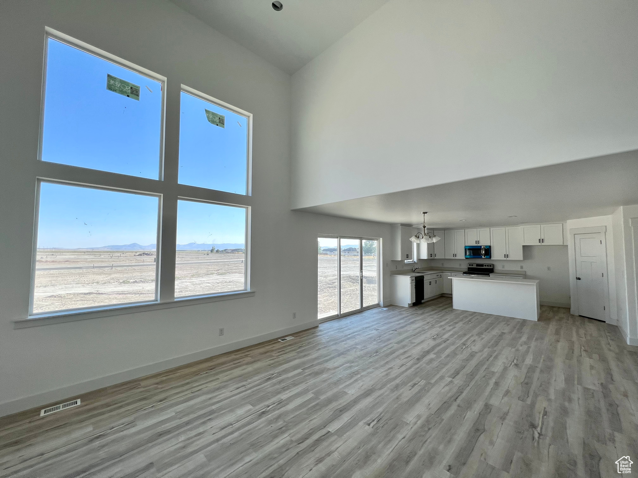 EAGLE POINT - Residential