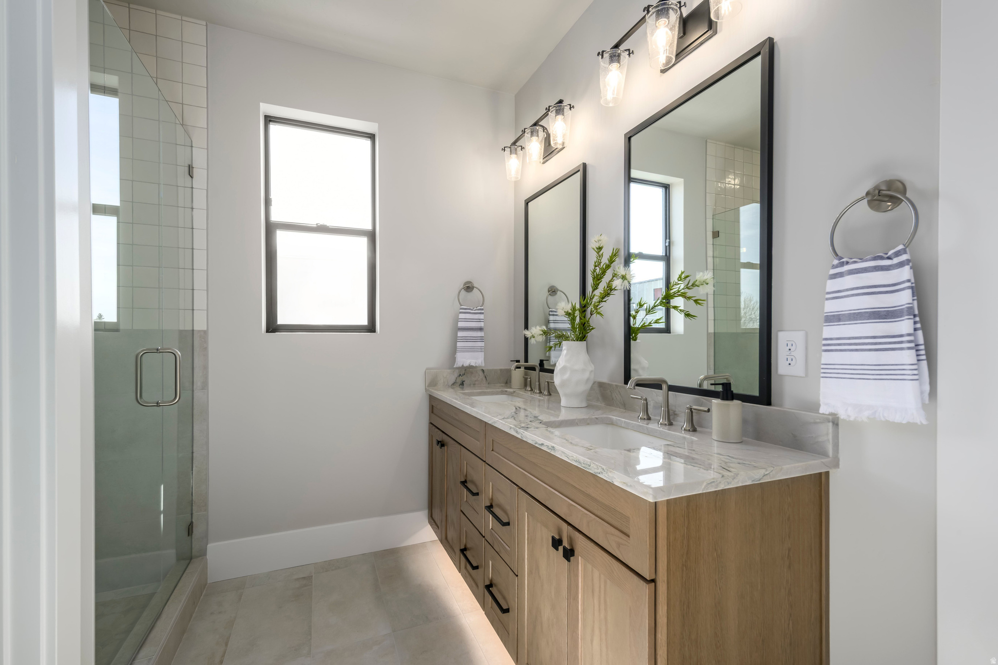 ASPIRE AT HOLLADAY HILLS - Residential